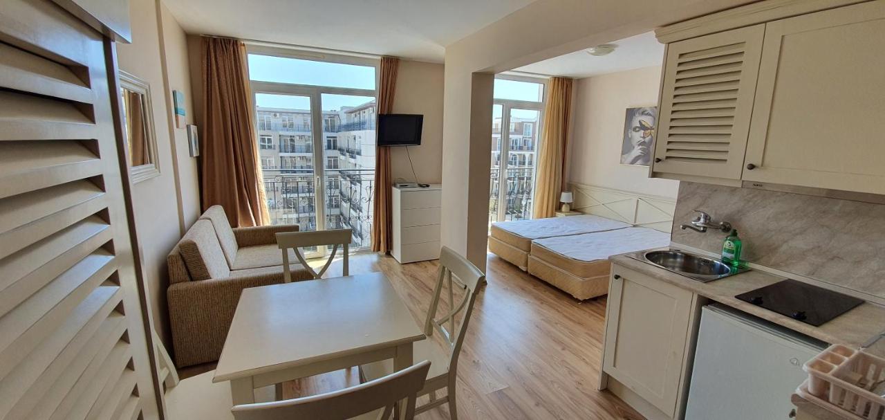 Studio Dans Complexe Proche De La Mer, Слънчев бряг Екстериор снимка